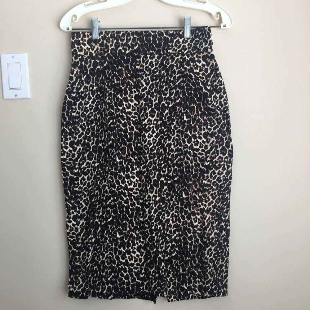 Pinup Couture Leopard Pencil Skirt - Picture 4 of 5